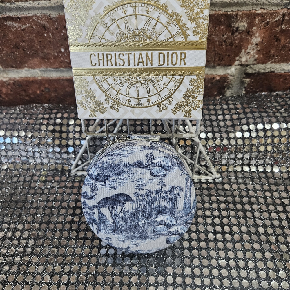 🖤Dior Around The World Round Zippered Pouch With Miss Dior Perfume - Picture 4 of 4